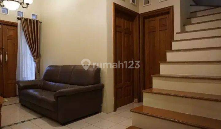 Rumah klasik modern siap huni di Jatibening estate SHM Bagus 2