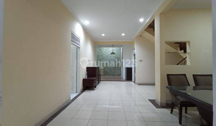 Rumah Bagus Di Perumahan Wisma Cakra Dekat Akses Tol  2