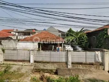 Rumah Lama Jual Hitung Tanah Lokasi Strategis Dekat Tanah Kusir 2
