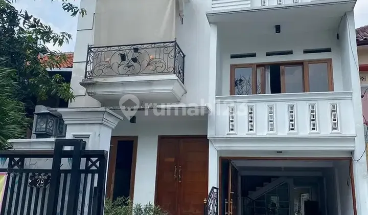Rumah Minimalis Dalam Komplek Dekat Tb Simatupang