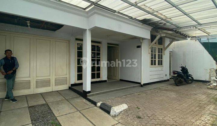 Rumah Dalam Komplek Di Tanjung Barat Di Jalan Tb Simatupang Jorr 1