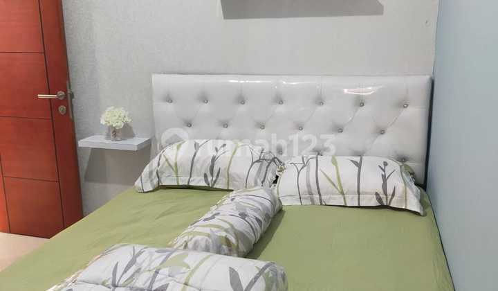 For rent. Gunawangsa Tidar apartment. 2 bedrooms. Fully furnished. Location near Perak. 2