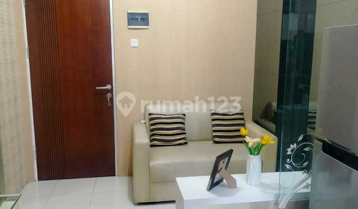 For rent. Gunawangsa Manyar apartment. Type 2 bedrooms. Fully furnished.