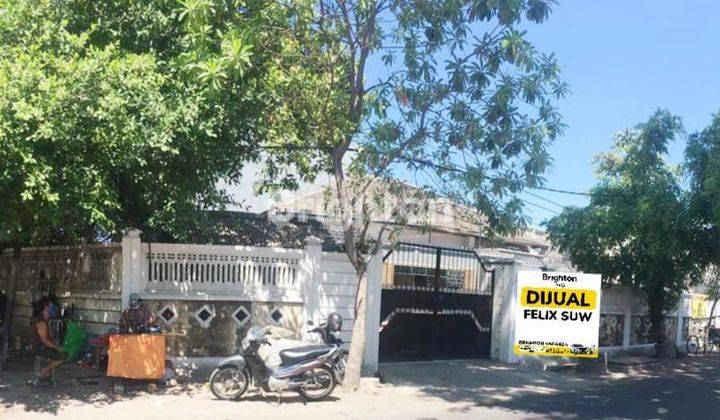 RUMAH HOOK DI JL KAWI SAWAHAN SURABAYA 1