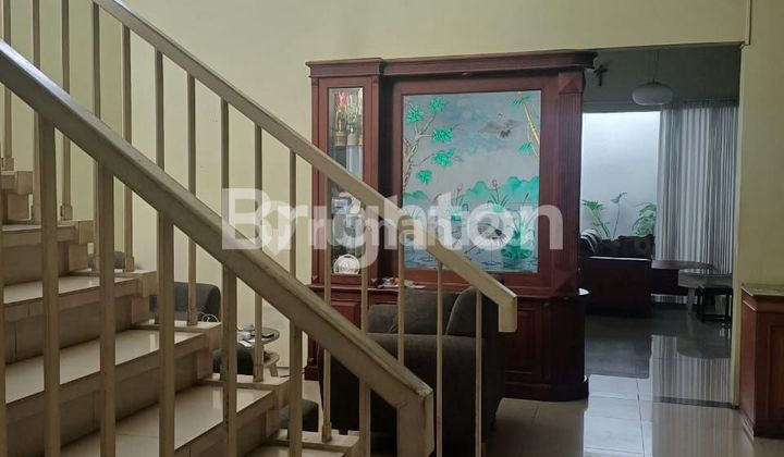 2-STORY HOUSE IN ROYAL RESIDENCE WIYUNG 2