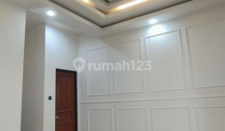 2-Story New House on Brigjen Katamso 2