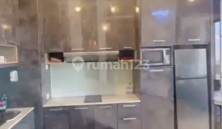 Voila Apartment 2 Bedrooms Furnished Ciputra World Mayjen Sungkono 2