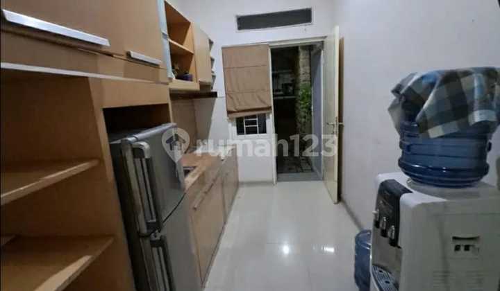 Rumah Puri Surya Jaya 2 Lantai Furnished Sidoarjo 2