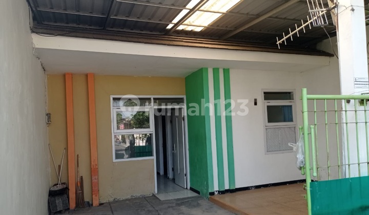 House in Swan Menganti Park Gresik 2