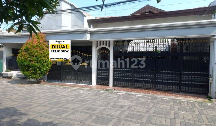 Rumah 2 Lt di Bratang Gede Surabaya Rumah 2 Lt di Bratang Gede Surabaya