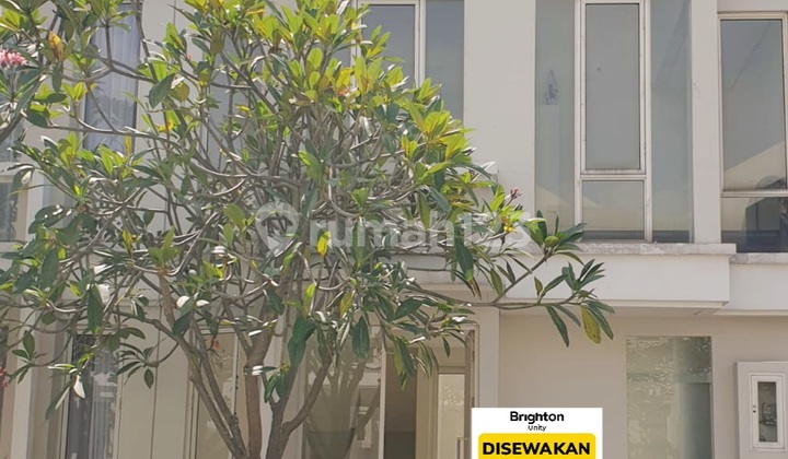 Two-Story House In Grand Pakuwon Tandes Manukan