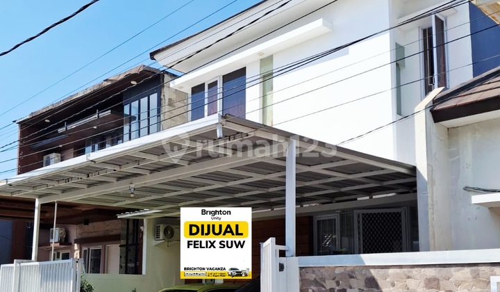 Rumah 2 Lantai Di Rungkut Asri Tengah. Rumah 2 Lantai Di Rungkut Asri Tengah.