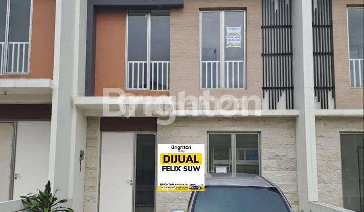 RUMAH BARU 2 LANTAI DI GARBERA GREENLAND MENGANTI GRESIK