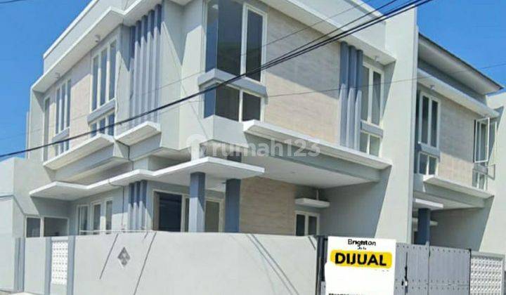 Rumah 2 Lt Di Taman Gading Pantai Surabaya 1