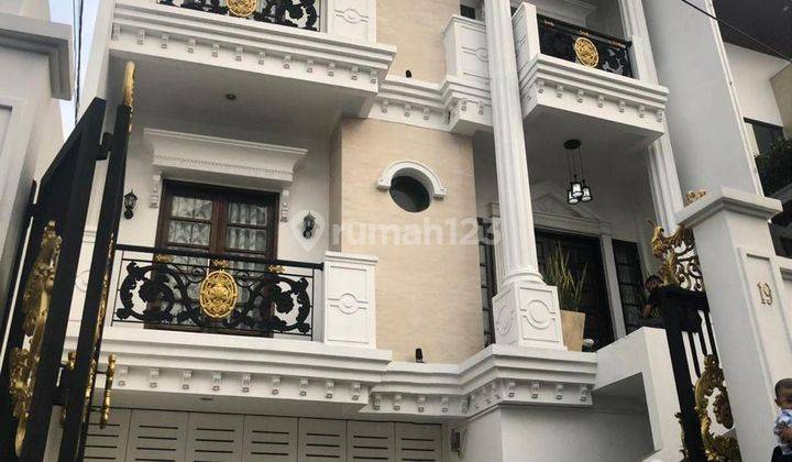 Rumah Mewah Lokasi Premium Antara Kebun Jeruk Dan Pondok Indah 1