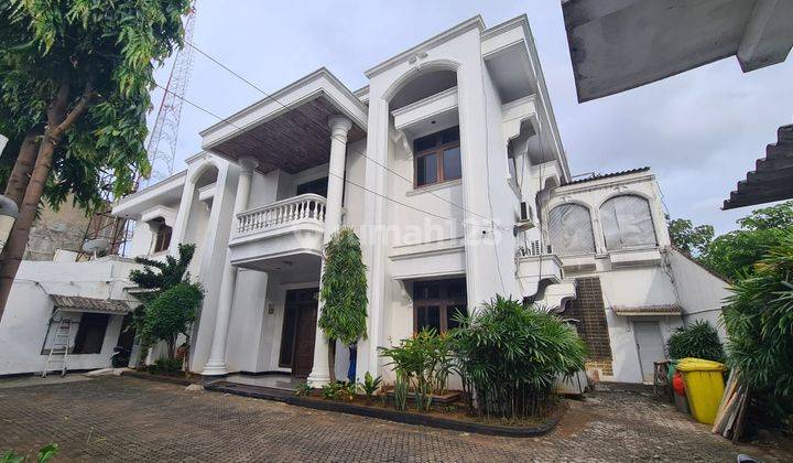 Rumah Mewah Jalan Raya Joglo Lokasi Strategis  1