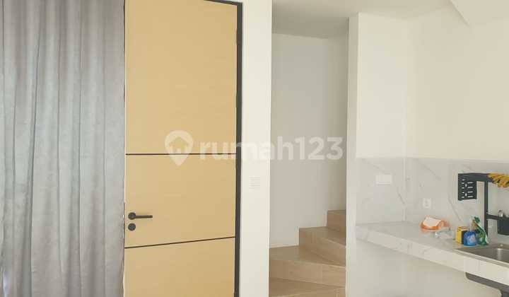 NEAT HOUSE FOR RENT CENDAN MARQ EAST LIPPO KARAWACI