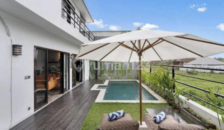 10 Years Lease Stylish Villa Canggu With Green View
