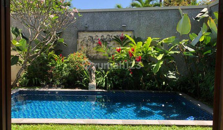 Dijual Villa Mewah Lingkungan Asri Area Pantai Berawa Canggu 2