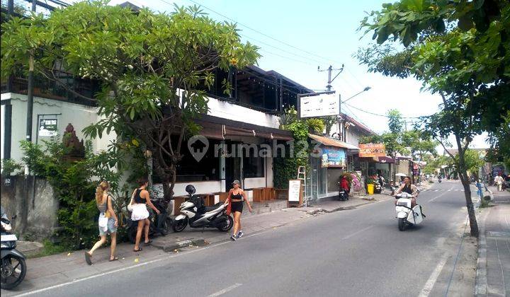 Cafe Bar And Restaurant Prime Location Pantai Batu Bolong Canggu