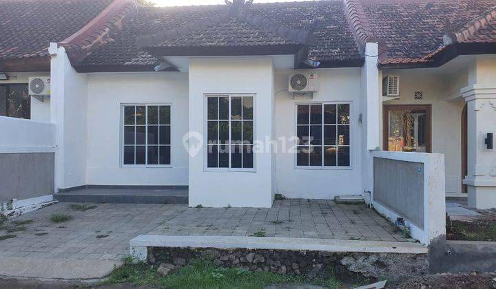 Newly Renovated 2 Bedroom Modern Minimalist House In Ungasan 1