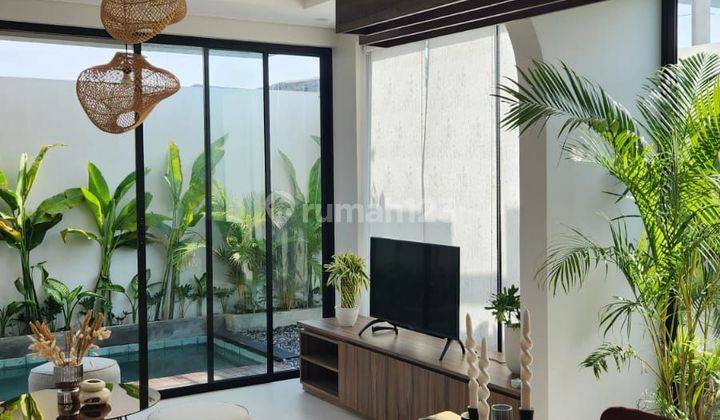 Brand New Modern Kerobokan Villa With Rice Field View 1