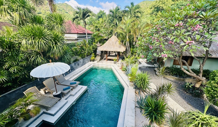 Amed Beachfront Private Villa With Beautiful Balinese Tropical Design