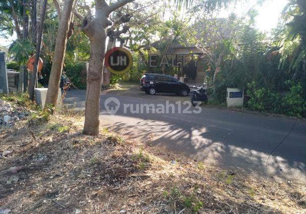 Land for sale at Karang Mas, Jimbaran, strategic location, only 20 minutes to Ngurah Rai Airport 2