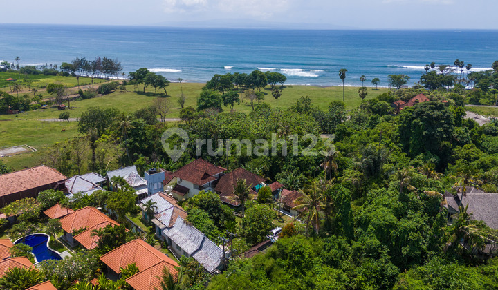 Spacious Yard Villa 300 Meters From Saba Beach Gianyar