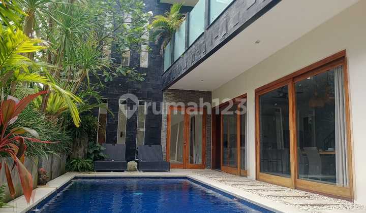 Private Pool Villa 3 Bedrooms With Open Rooftop Area Berawa Canggu