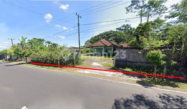 Tanah dan Bangunan Pinggir Jalan Utama Pariwisata Baturiti Bedugul