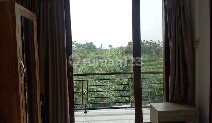 Unblock Rice Field And Sunrise View Villa With Calming Sound of River in Pererenan 2
