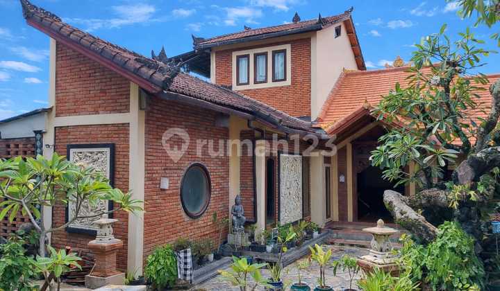 Rumah View Sawah Halaman Luas Denpasar Barat Dekat Kerobokan dan Seminyak Rumah View Sawah Halaman Luas Denpasar Barat Dekat Kerobokan dan Seminyak