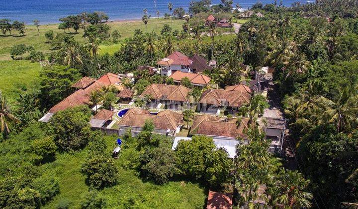 Villa Halaman Luas 300 Meter Dari Pantai Saba Gianyar 1