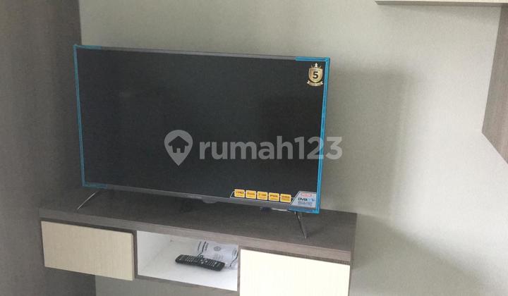 Apartemen Summarecon Bekasi Springlake Freesia Full Furnished Lantai 3 2