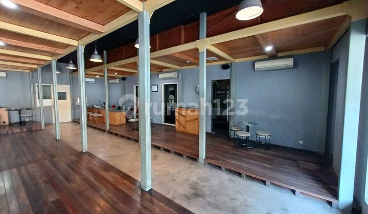 Single-Story Commercial Shop-House on Kartini Main Road, Gresik Single-Story Commercial Shop-House on Kartini Main Road, Gresik