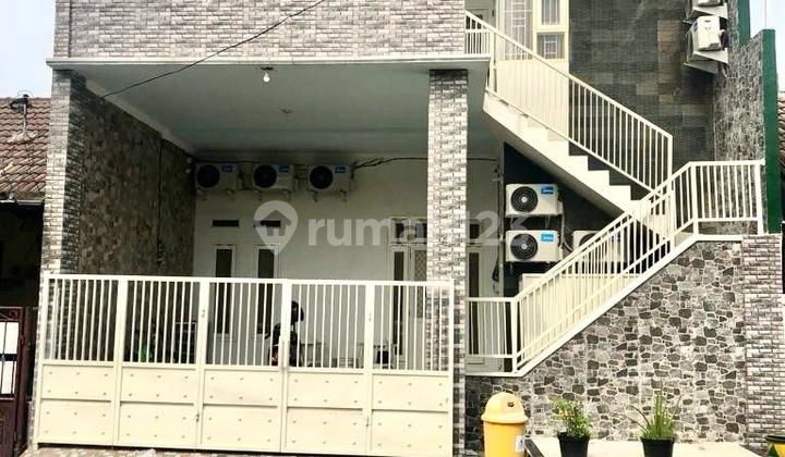 Strategic 2-Story Boarding House in GKB Manyar, Gresik