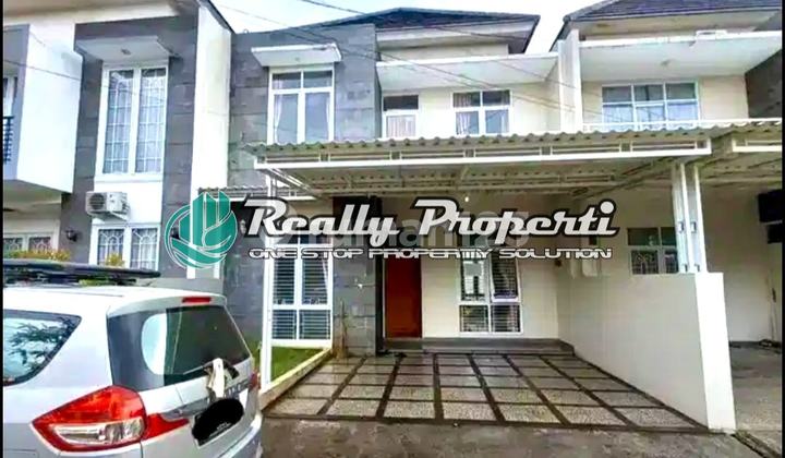 For Rent: Affordable House, 3 Bedrooms, Within Cluster, Comfortable Environment in Jatiwarna, Pondok Melati, Bekasi