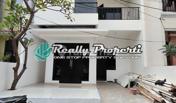 Disewakan Rumah Bagusi Dalam Cluster Di Jatibening Baru, Pondok Gede, Bekasi Disewakan Rumah Bagusi Dalam Cluster Di Jatibening Baru, Pondok Gede, Bekasi