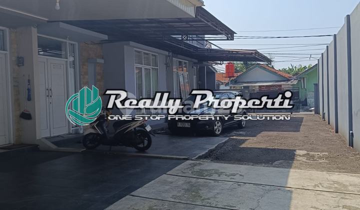 DiSewakan Rumah Baru Renovasi, Ada AC 3 unit dlm Cluster di Jati Cempaka, Pondok Gede, Bekasi.  2