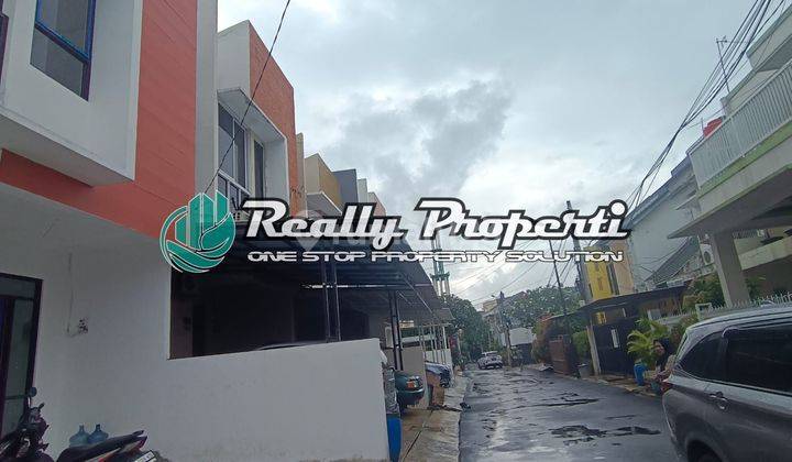 Disewakan Rumah Selesai Bangun di Jatibening Baru Pondok Gede Bekasi, 2,5 Lantai + Rooftop Dalam Cluster 2