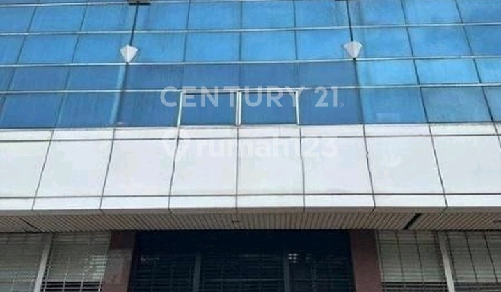 Quick Sale 3.5-Storey Shop House Puri Kencana Niaga