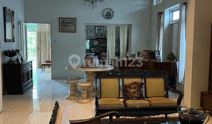 Di Jual rumah di Jl. Ki Mangunsarkoro, Menteng, Jakarta Pusat 2
