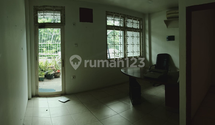 Strategic House in Permata Hijau, South Jakarta