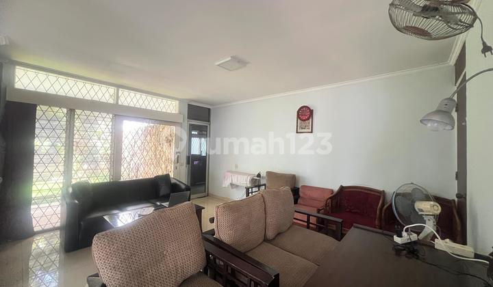 Rumah Hunian Di Kebayoran Baru, Jakarta Selatan