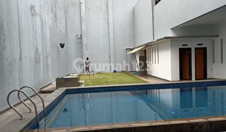 Rumah Minimalis di Daerah Kebayoran Lama, Jakarta Pusat