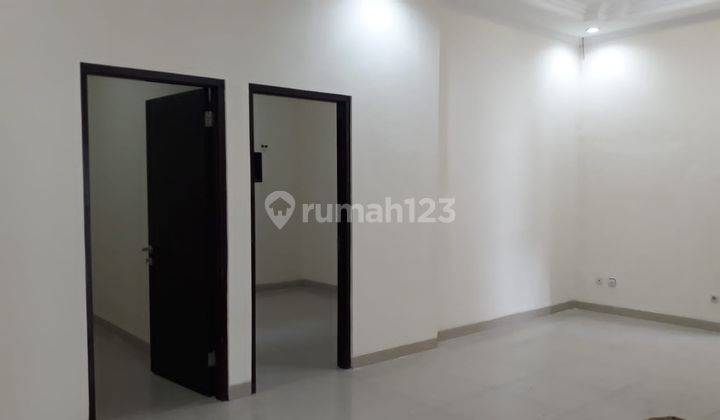 Rumah Tengah Kota  Cepat 9