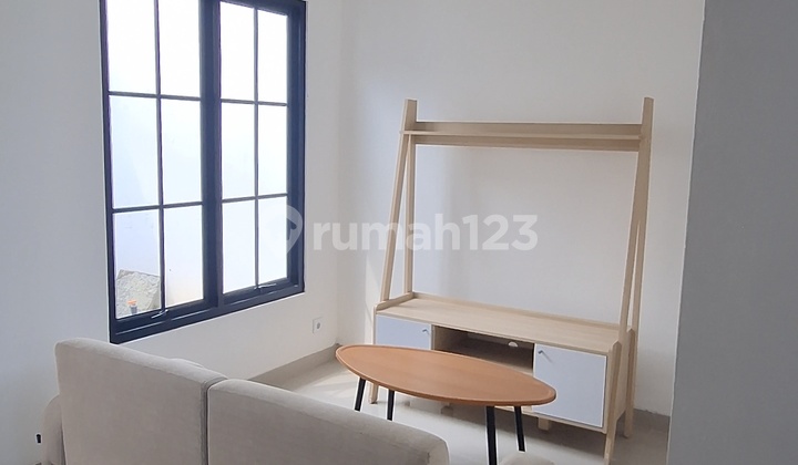 Rumah 2 Lantai New Siap Huni Harga Murah