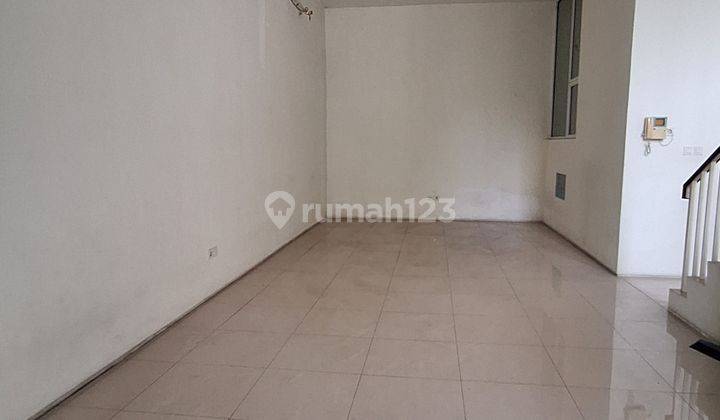 Rumah 2 Lantai Semi Furnished di Citra 7, Jakarta Barat 2