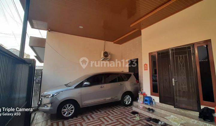 Rumah 2 Lantai Sudah Renovasi di Citra 5, Jakarta Barat 1